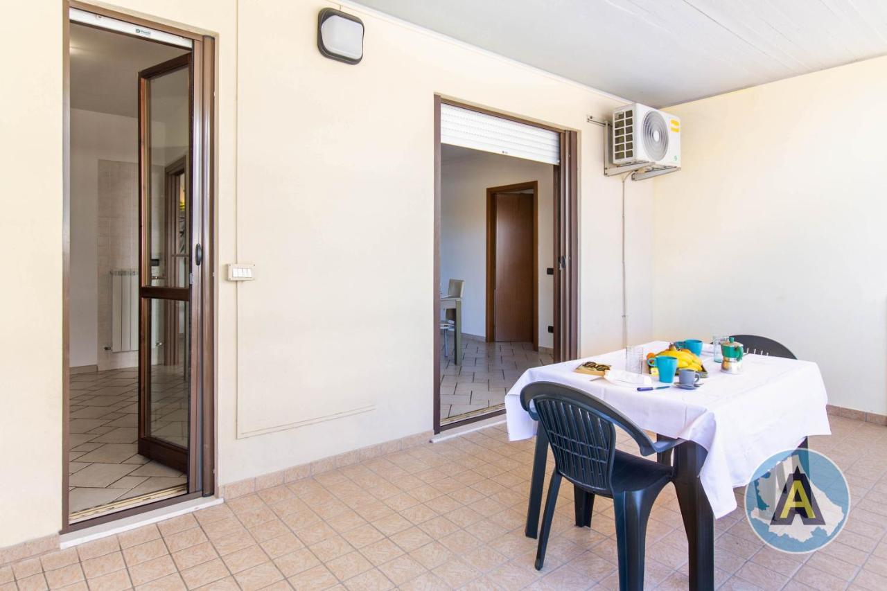 Luminoso A Due Passi Dal Mare 51A Apartment มอนเตซิลวาโน ภายนอก รูปภาพ