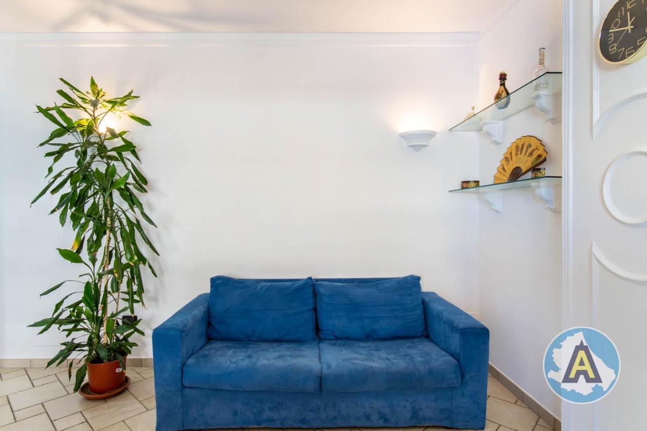 Luminoso A Due Passi Dal Mare 51A Apartment มอนเตซิลวาโน ภายนอก รูปภาพ