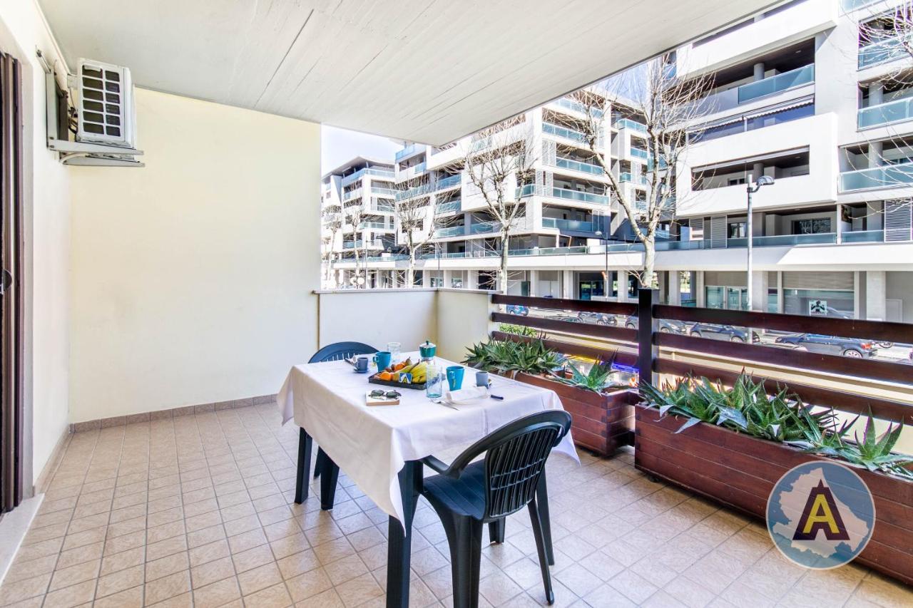 Luminoso A Due Passi Dal Mare 51A Apartment มอนเตซิลวาโน ภายนอก รูปภาพ